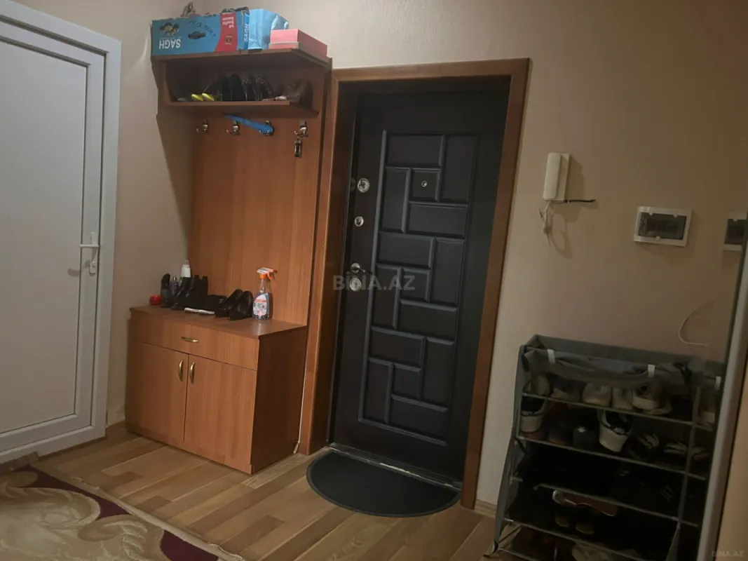 Satılır 2 otaqlı mənzil 70 m²