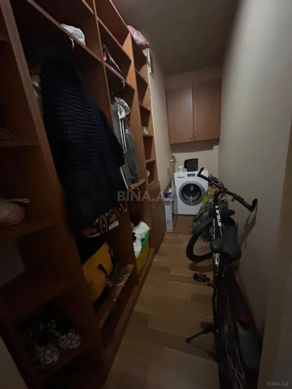 Satılır 2 otaqlı mənzil 70 m²