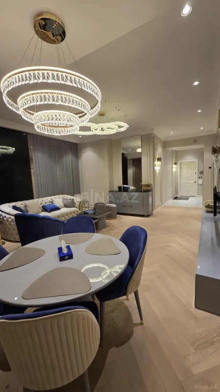 Satılır 2 otaqlı mənzil 98 m²