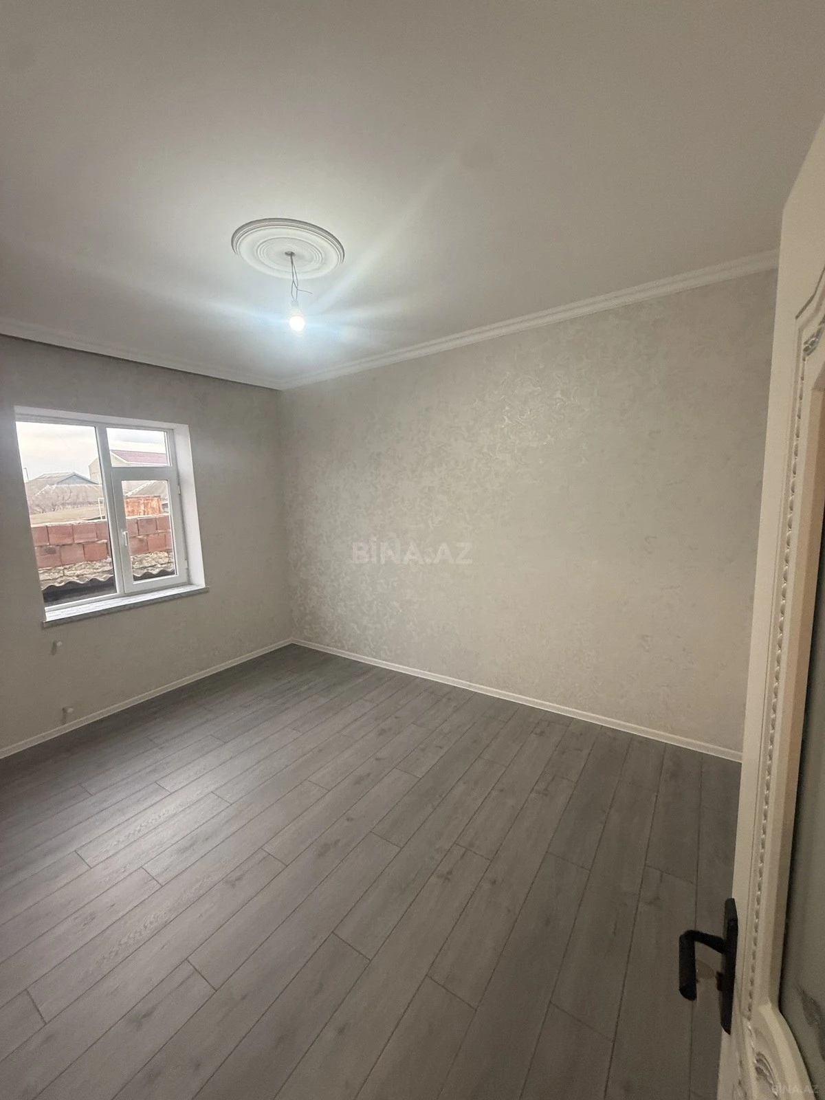 Satılır 4 otaqlı həyət evi 130 m²