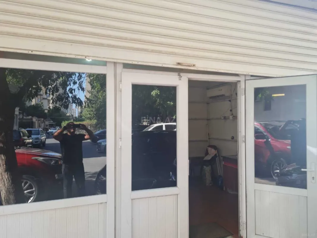 Satılır obyekt 320 m²