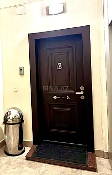 Satılır 3 otaqlı mənzil 140 m²