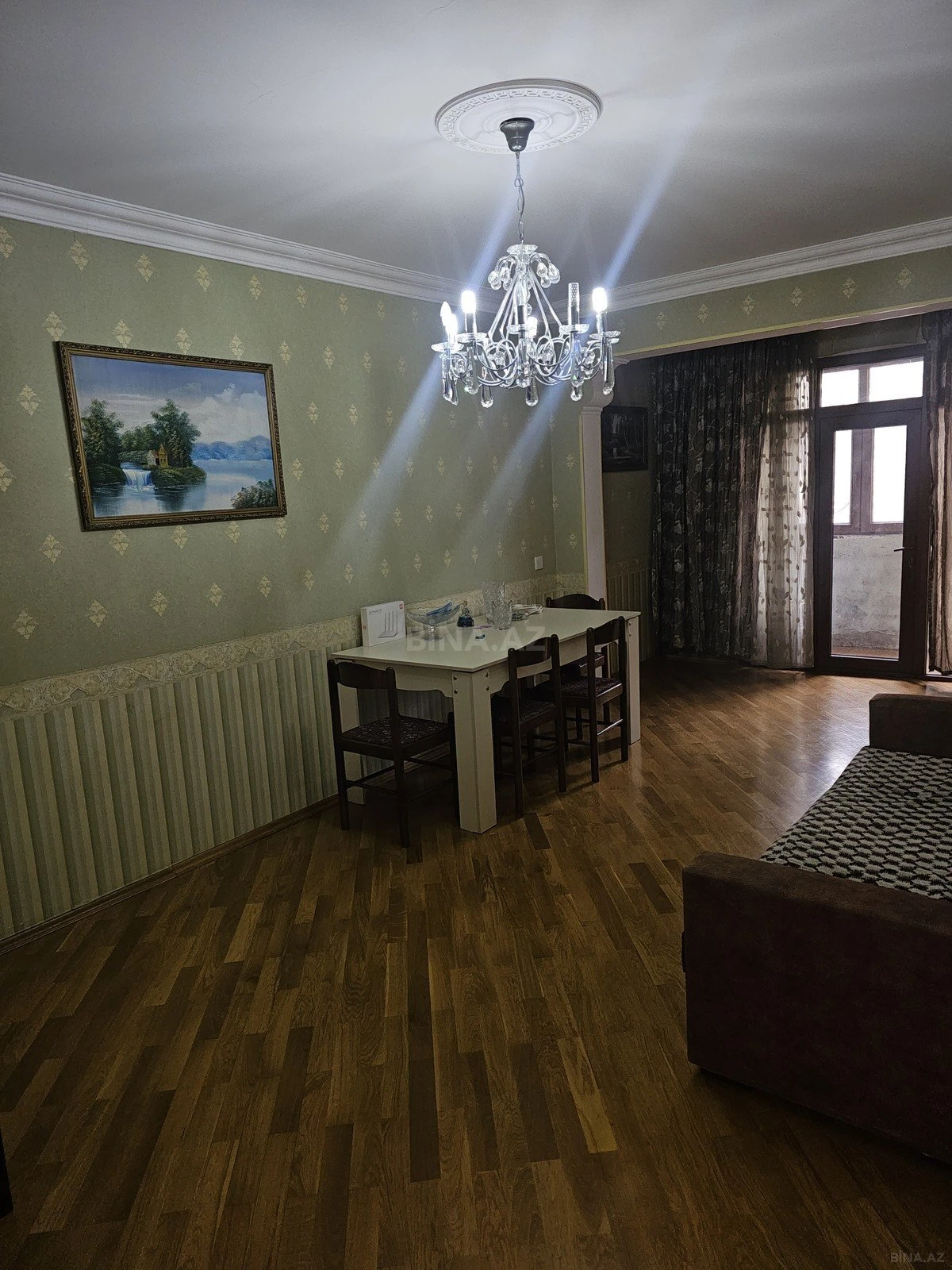 Satılır 3 otaqlı mənzil 76 m²