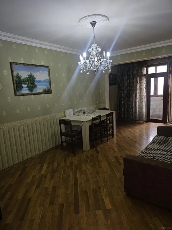 Satılır 3 otaqlı mənzil 76 m²