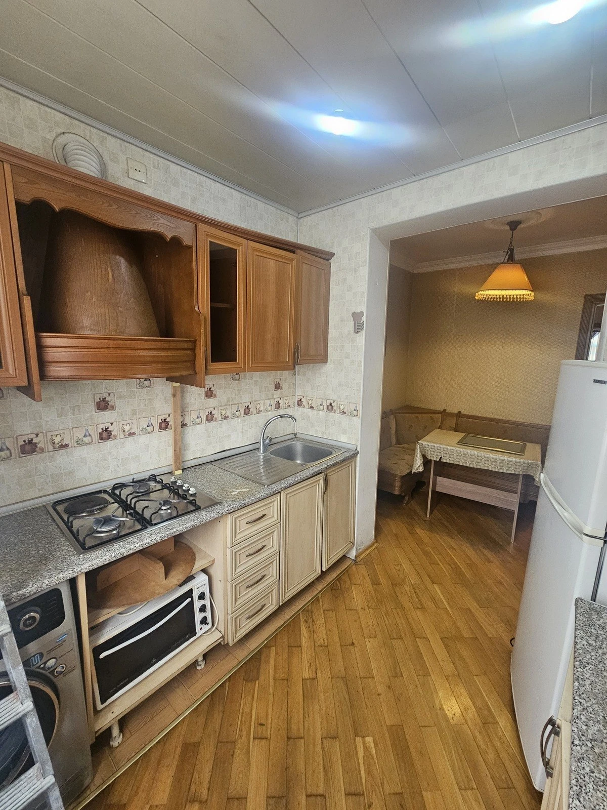 Satılır 3 otaqlı mənzil 76 m²
