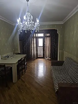 Satılır 3 otaqlı mənzil 76 m²