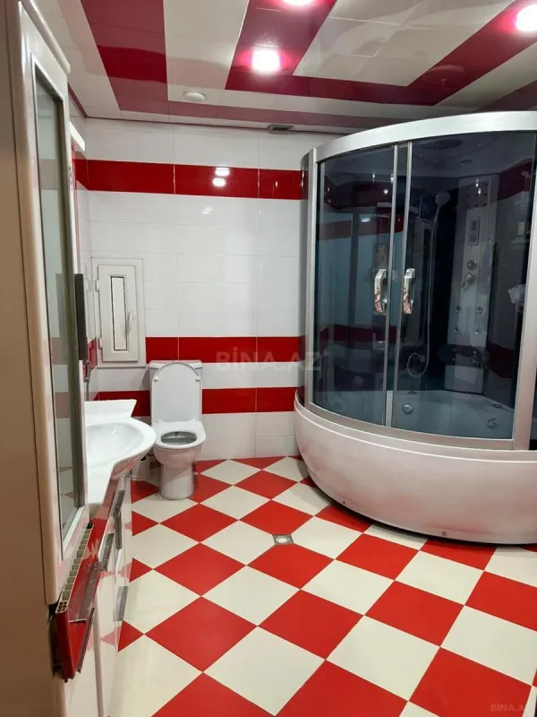 Satılır 3 otaqlı mənzil 130 m²