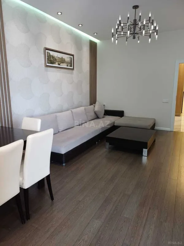 Satılır 2 otaqlı mənzil 75 m²