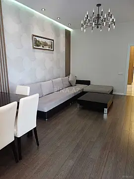 Satılır 2 otaqlı mənzil 75 m²