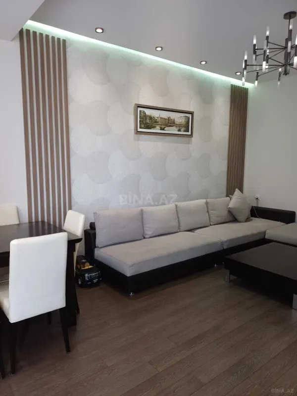 Satılır 2 otaqlı mənzil 75 m²