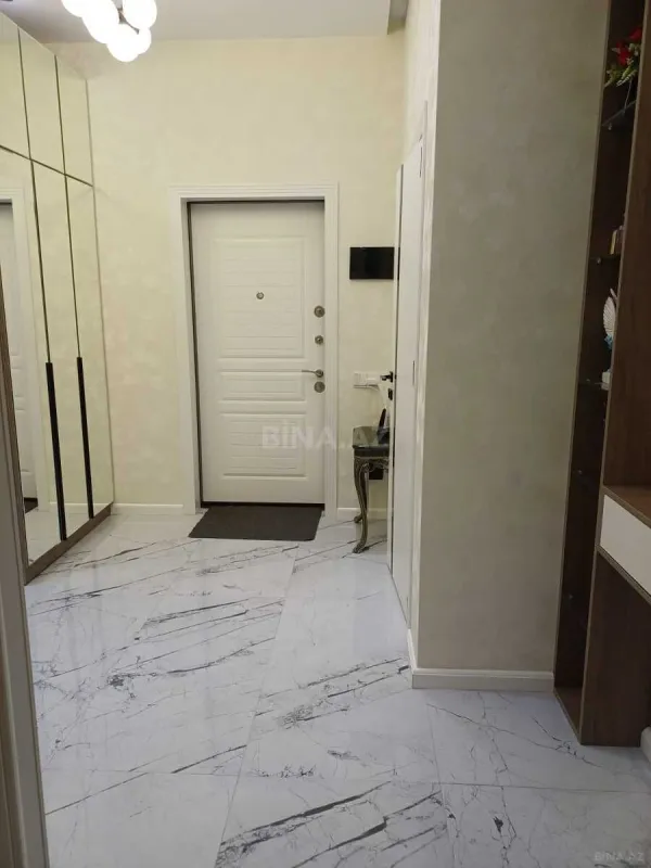 Satılır 2 otaqlı mənzil 75 m²