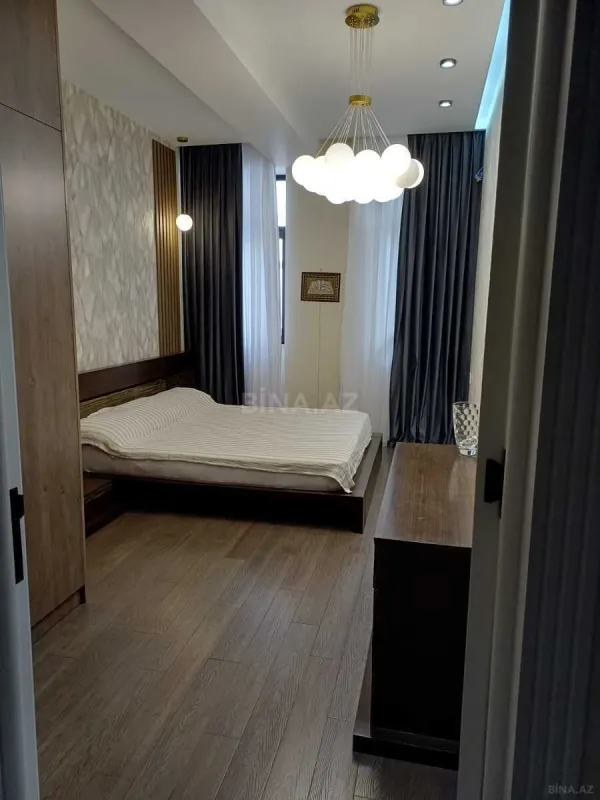 Satılır 2 otaqlı mənzil 75 m²