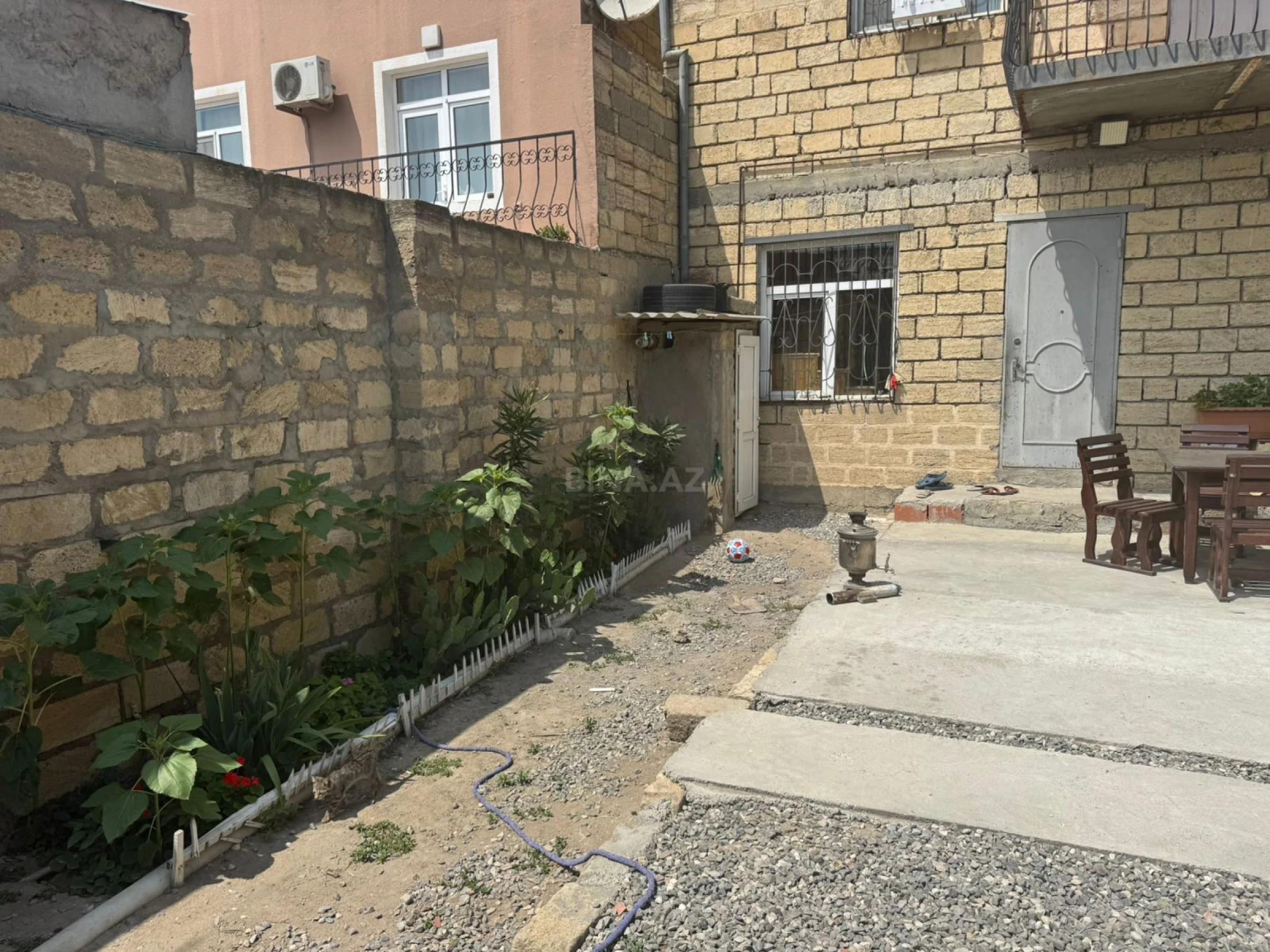 Satılır 5 otaqlı həyət evi 200 m²