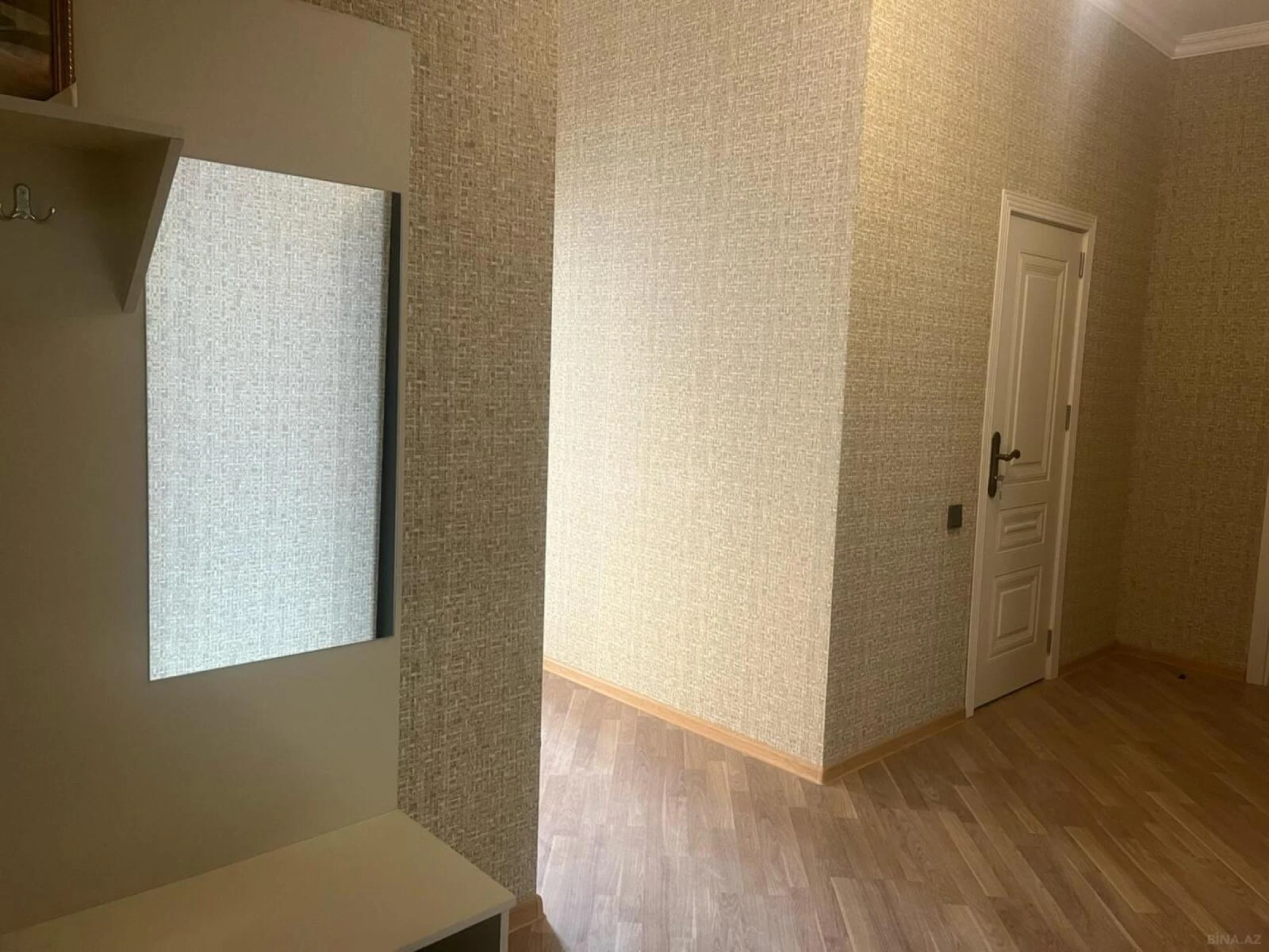 Kirayə verilir 1 otaqlı mənzil 65 m²