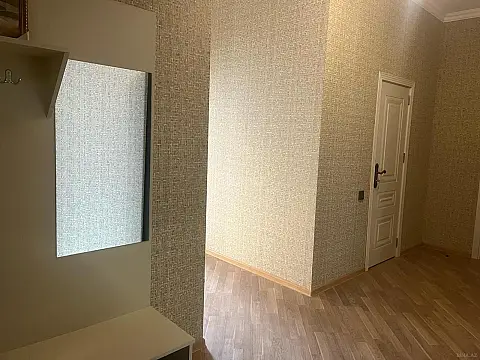 Kirayə verilir 1 otaqlı mənzil 65 m²