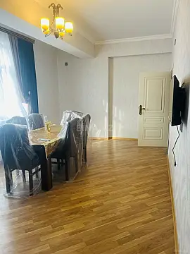 Kirayə verilir 1 otaqlı mənzil 65 m²