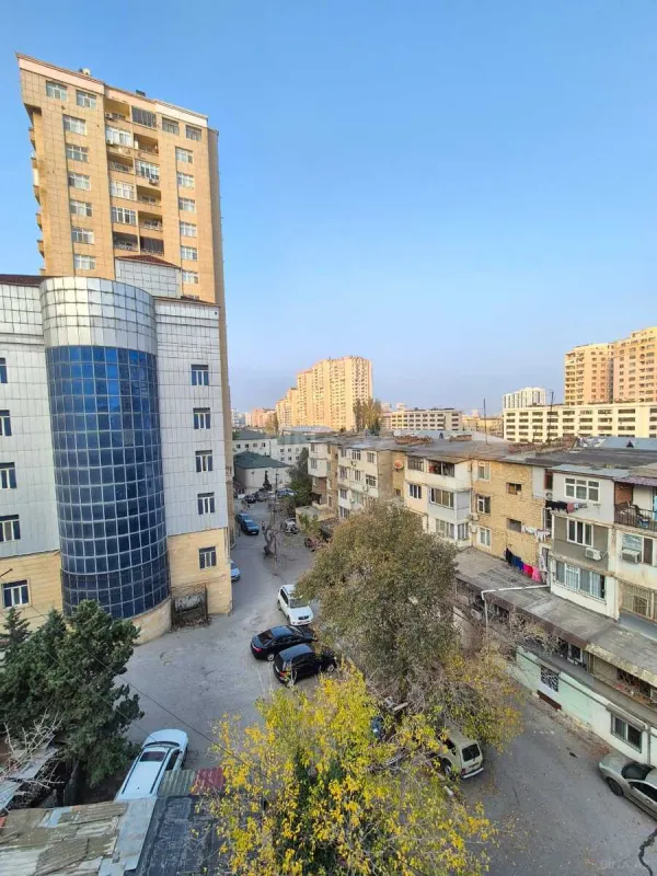 Satılır 2 otaqlı mənzil 45 m²
