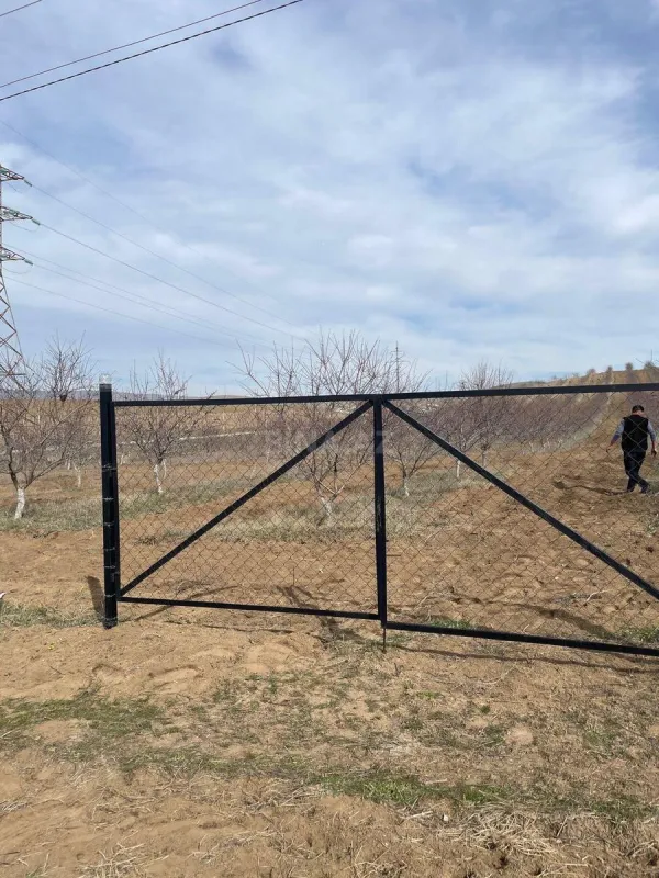 Satılır torpaq sahəsi 600 m²