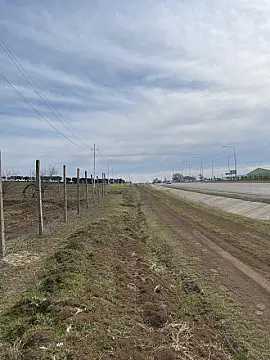 Satılır torpaq sahəsi 600 m²