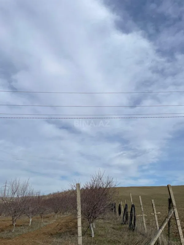 Satılır torpaq sahəsi 600 m²