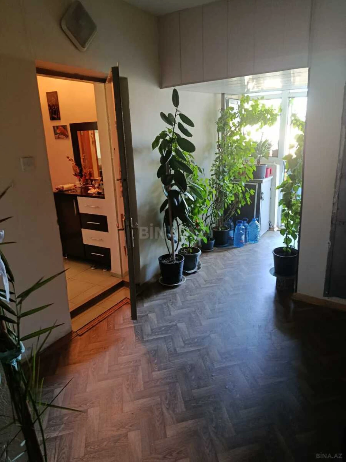 Satılır 2 otaqlı mənzil 45 m²