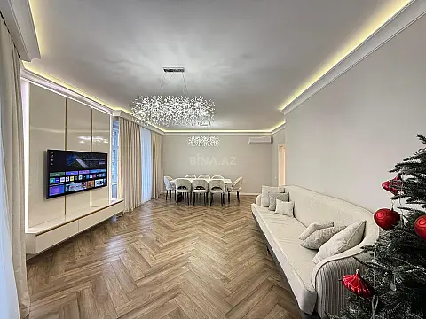 Kirayə verilir 3 otaqlı mənzil 140 m²