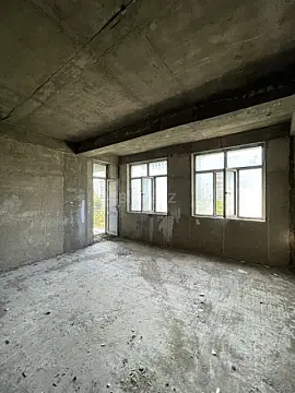 Satılır 3 otaqlı mənzil 127 m²