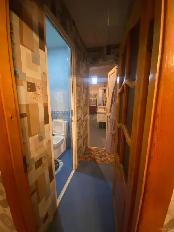 Satılır 7 otaqlı həyət evi 240 m²