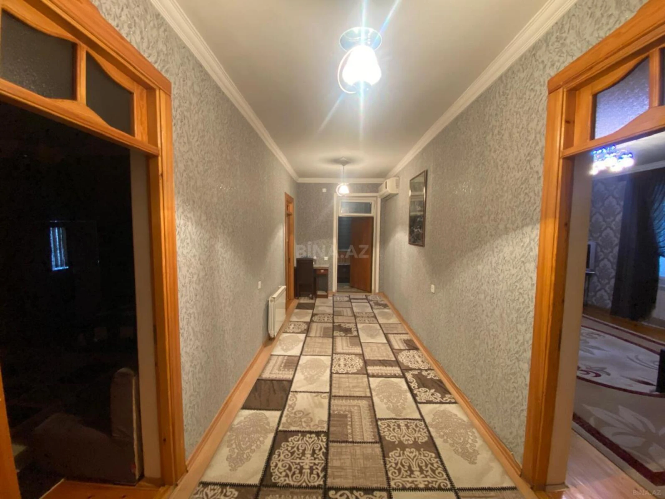 Satılır 7 otaqlı həyət evi 240 m²