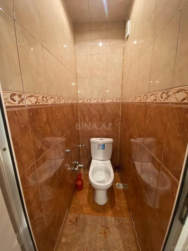 Satılır 7 otaqlı həyət evi 240 m²