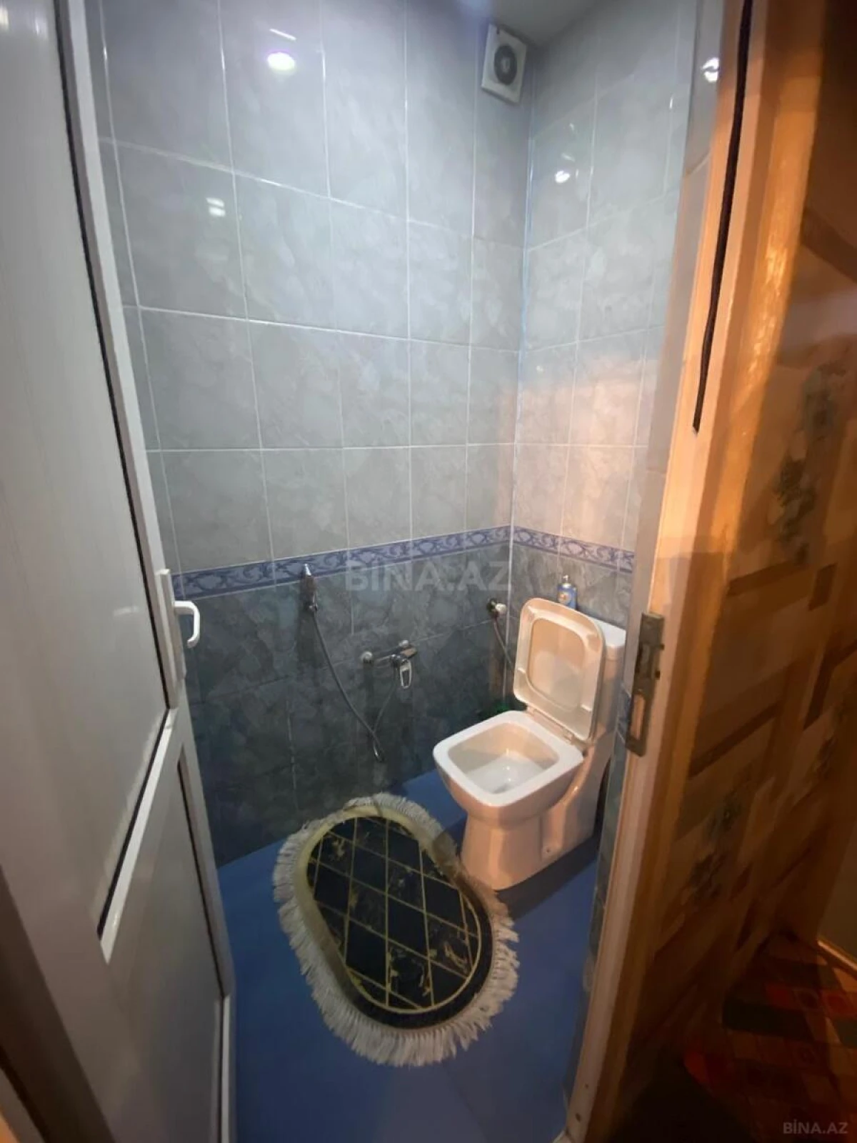 Satılır 7 otaqlı həyət evi 240 m²