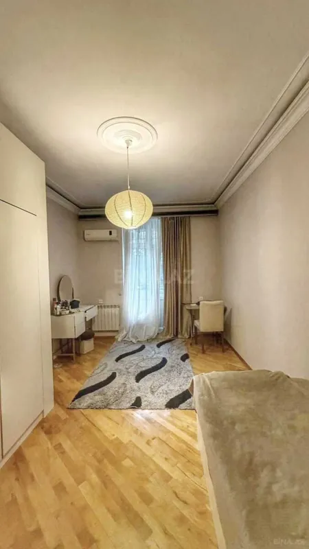 Satılır 3 otaqlı mənzil 75 m²