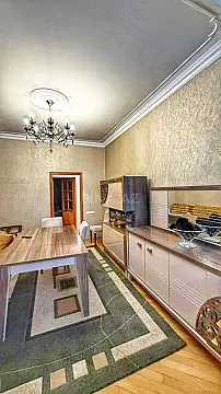 Satılır 3 otaqlı mənzil 75 m²