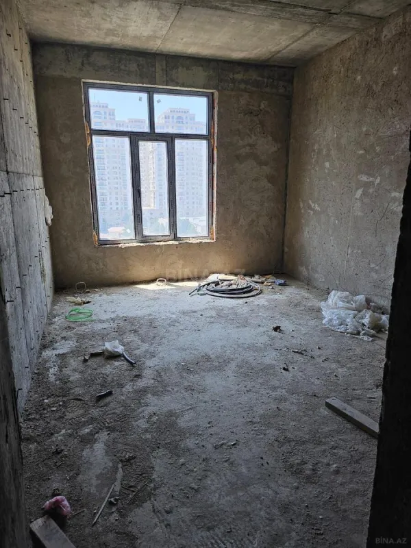 Satılır 2 otaqlı mənzil 68 m²