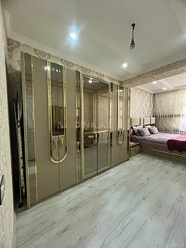 Kirayə verilir 2 otaqlı mənzil 78 m²