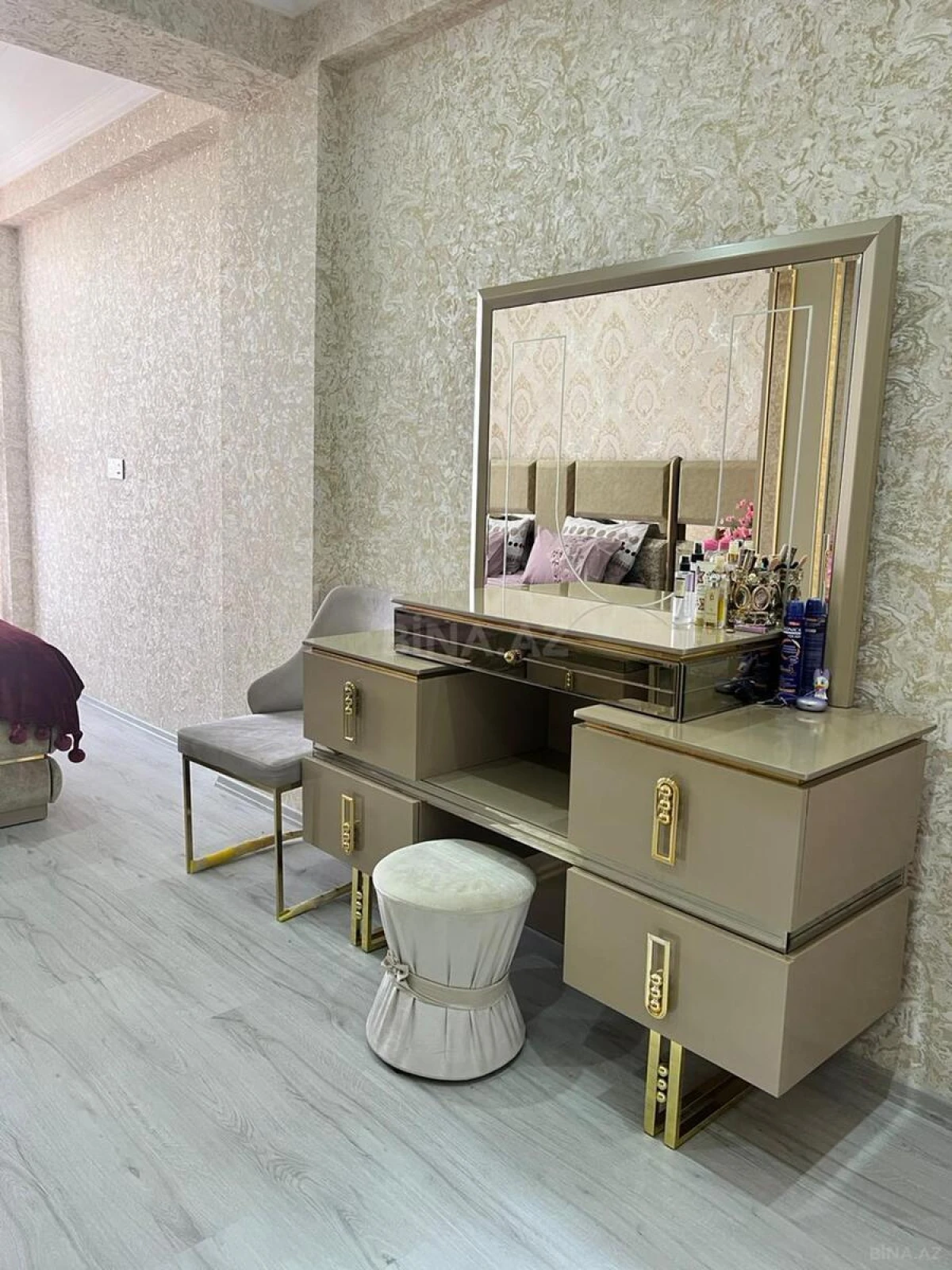 Kirayə verilir 2 otaqlı mənzil 78 m²