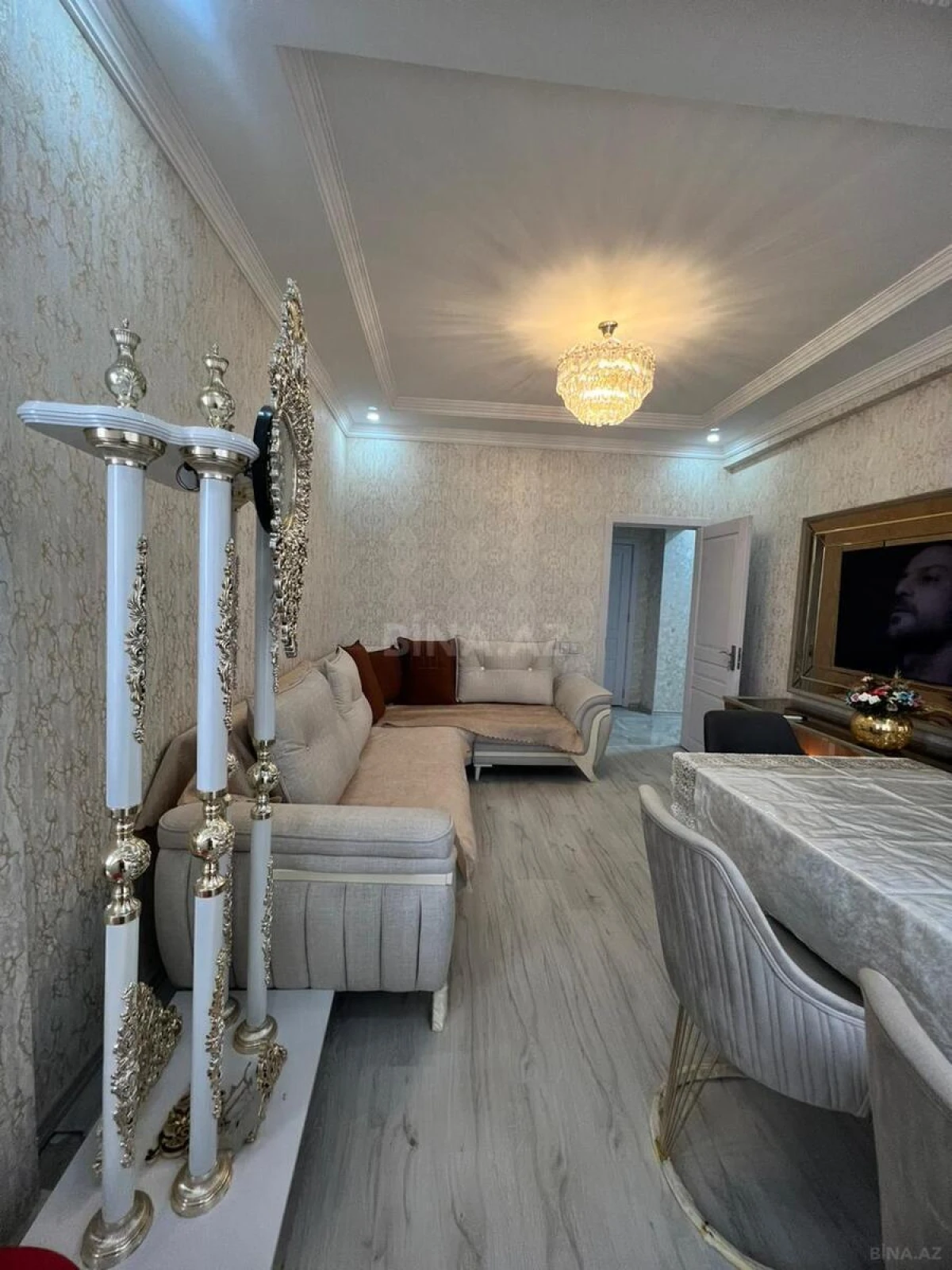 Kirayə verilir 2 otaqlı mənzil 78 m²