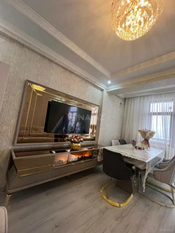 Kirayə verilir 2 otaqlı mənzil 78 m²