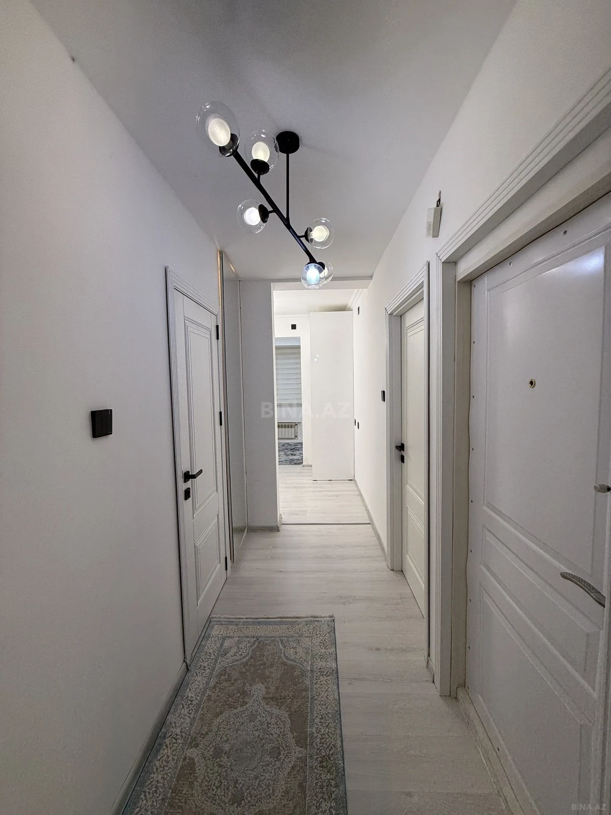 Satılır 2 otaqlı mənzil 55 m²