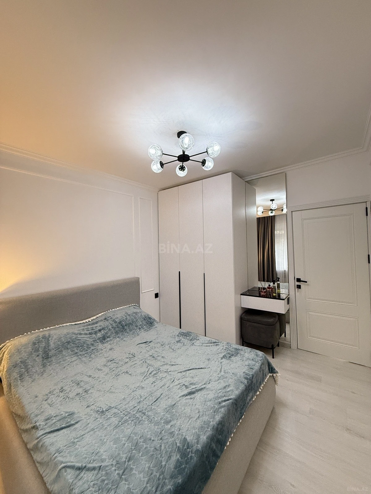 Satılır 2 otaqlı mənzil 55 m²