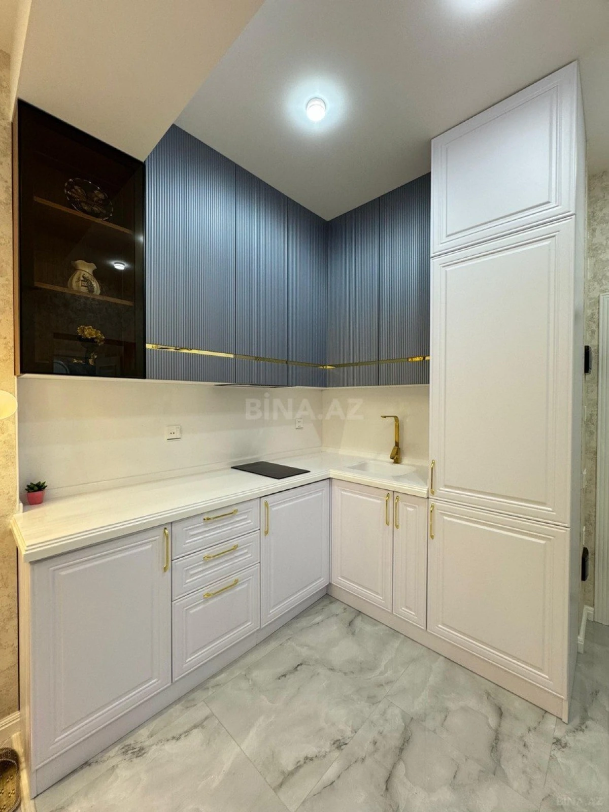 Kirayə verilir 2 otaqlı mənzil 56 m²