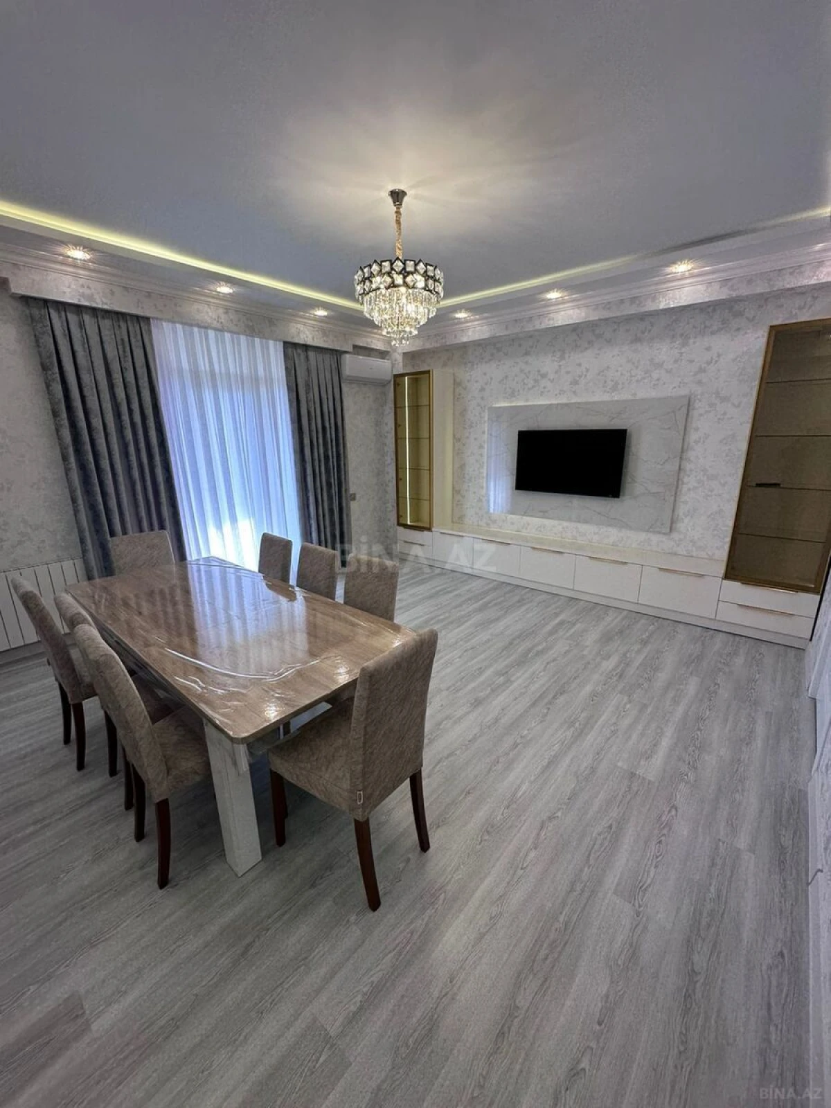 Kirayə verilir 3 otaqlı mənzil 120 m²