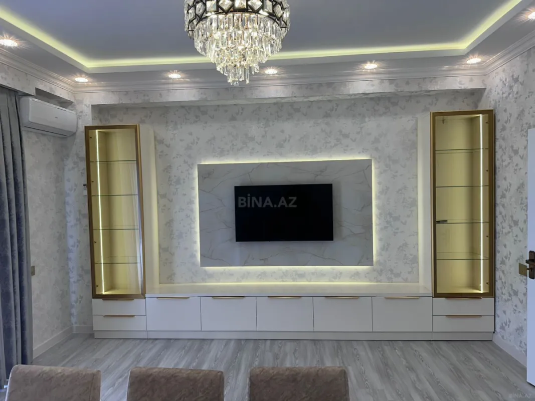 Kirayə verilir 3 otaqlı mənzil 120 m²