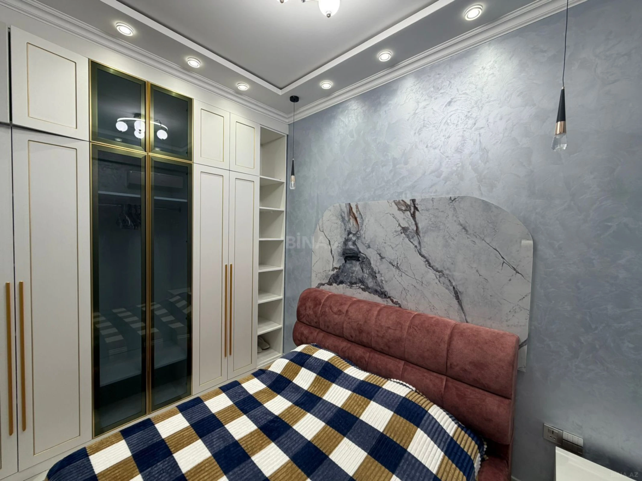 Kirayə verilir 3 otaqlı mənzil 90 m²