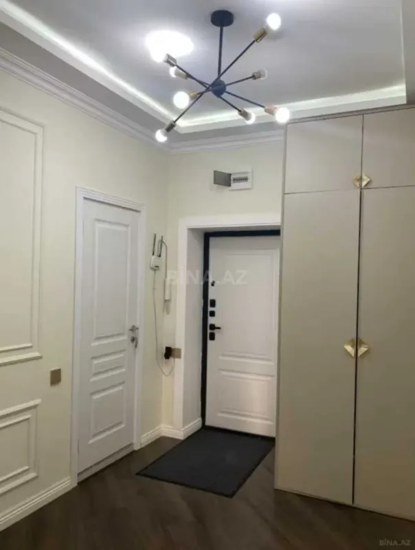 Kirayə verilir 3 otaqlı mənzil 81 m²