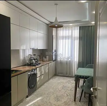 Kirayə verilir 3 otaqlı mənzil 81 m²