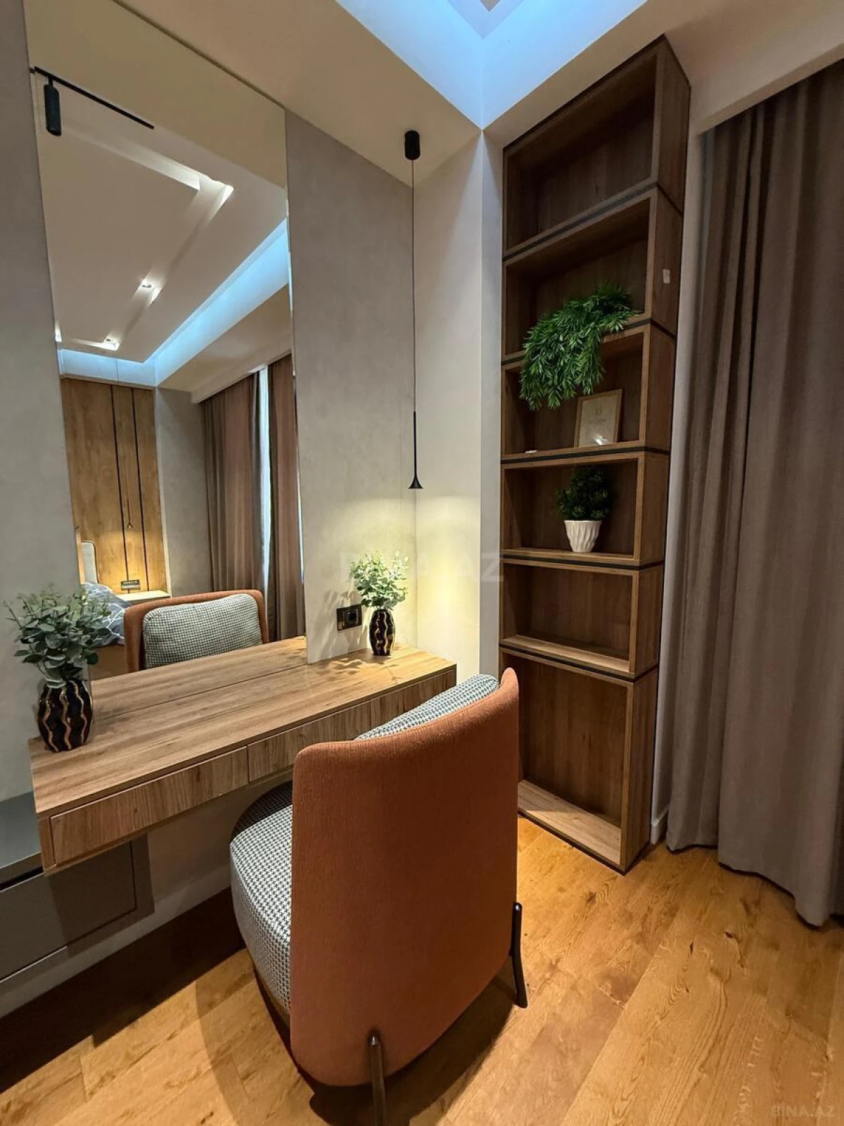 Kirayə verilir 3 otaqlı mənzil 130 m²