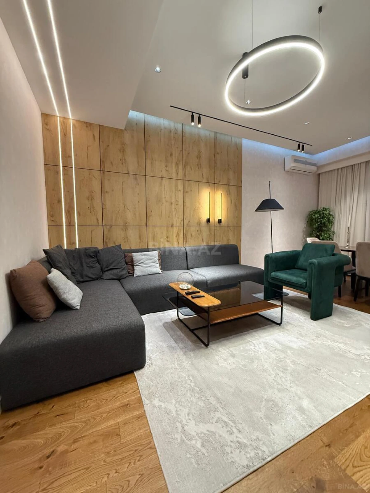 Kirayə verilir 3 otaqlı mənzil 130 m²