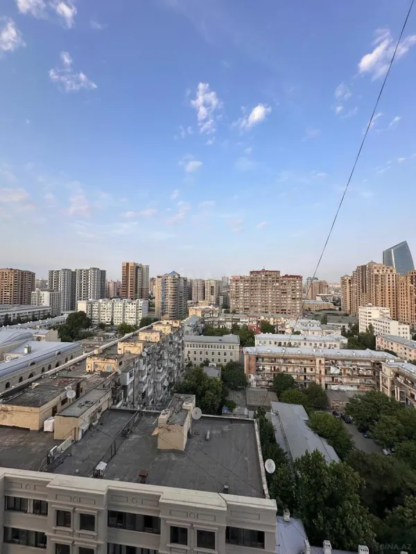 Kirayə verilir 3 otaqlı mənzil 200 m²