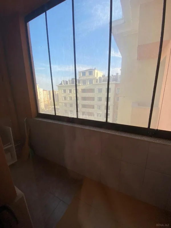 Satılır 3 otaqlı mənzil 115 m²